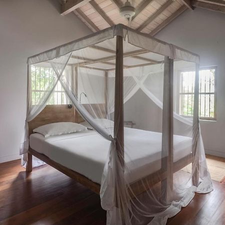 Siri Wedamadura Villa Weligama Kültér fotó