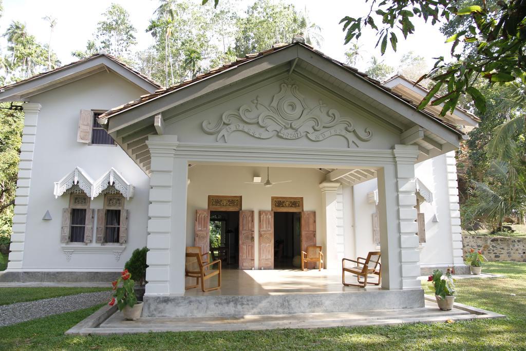 Siri Wedamadura Villa Weligama Szoba fotó